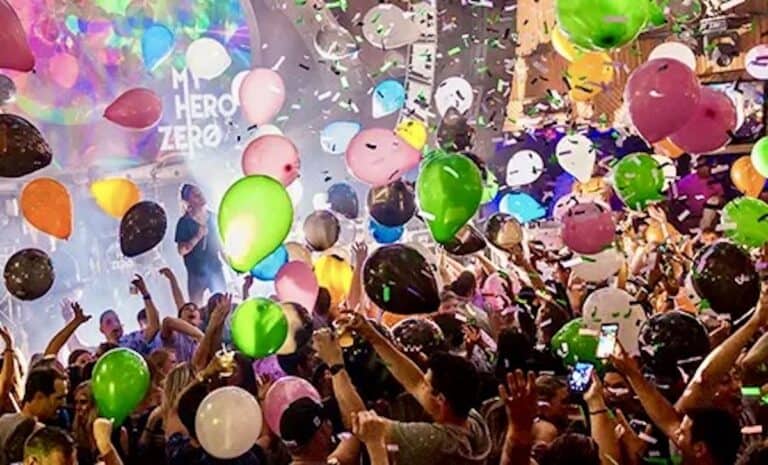 Balloon drop over a crowd at Seacrets waterfront live music venue in Ocean City, Maryland